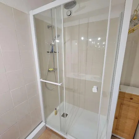T2 Chaleureux 6 Pers, 1650, Calme, Proche Remontees Et Commerces - Fr-1-322-580 Apartment